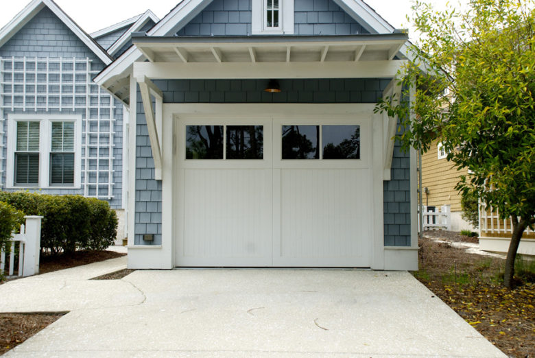 Garage Door Sales in Lewisville, Texas