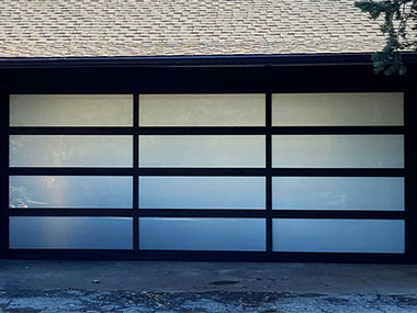 Professional Garage Door Panel Repair and Replacement in Dallas, Plano, McKinney, Fort Worth and Richardson, TX