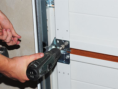 Garage Door Service in Dallas, Texas for Residential Homes