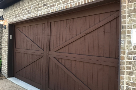 Overhead Garage Door in Fort Worth, Plano, Royse City, Carrollton, TX and Surrounding Areas